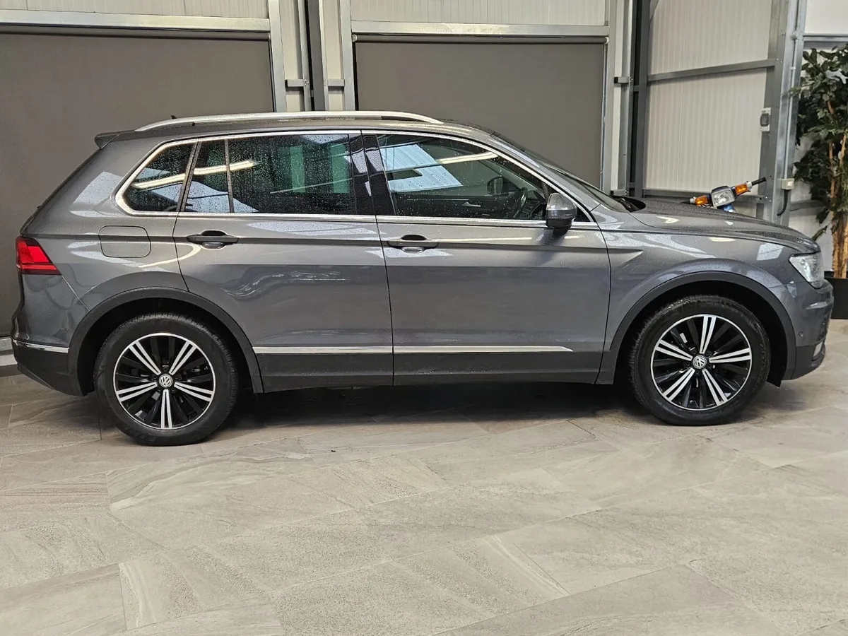19 VOLKSWAGEN TIGUAN HIGHLINE - Image 4