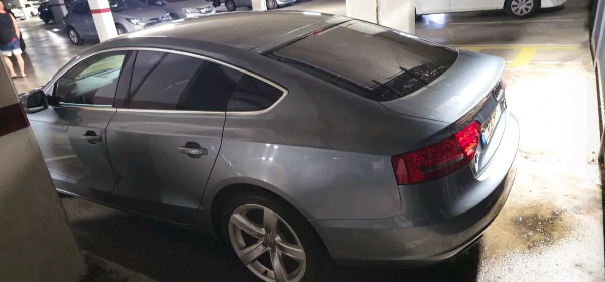 Car audi a5 - Image 2