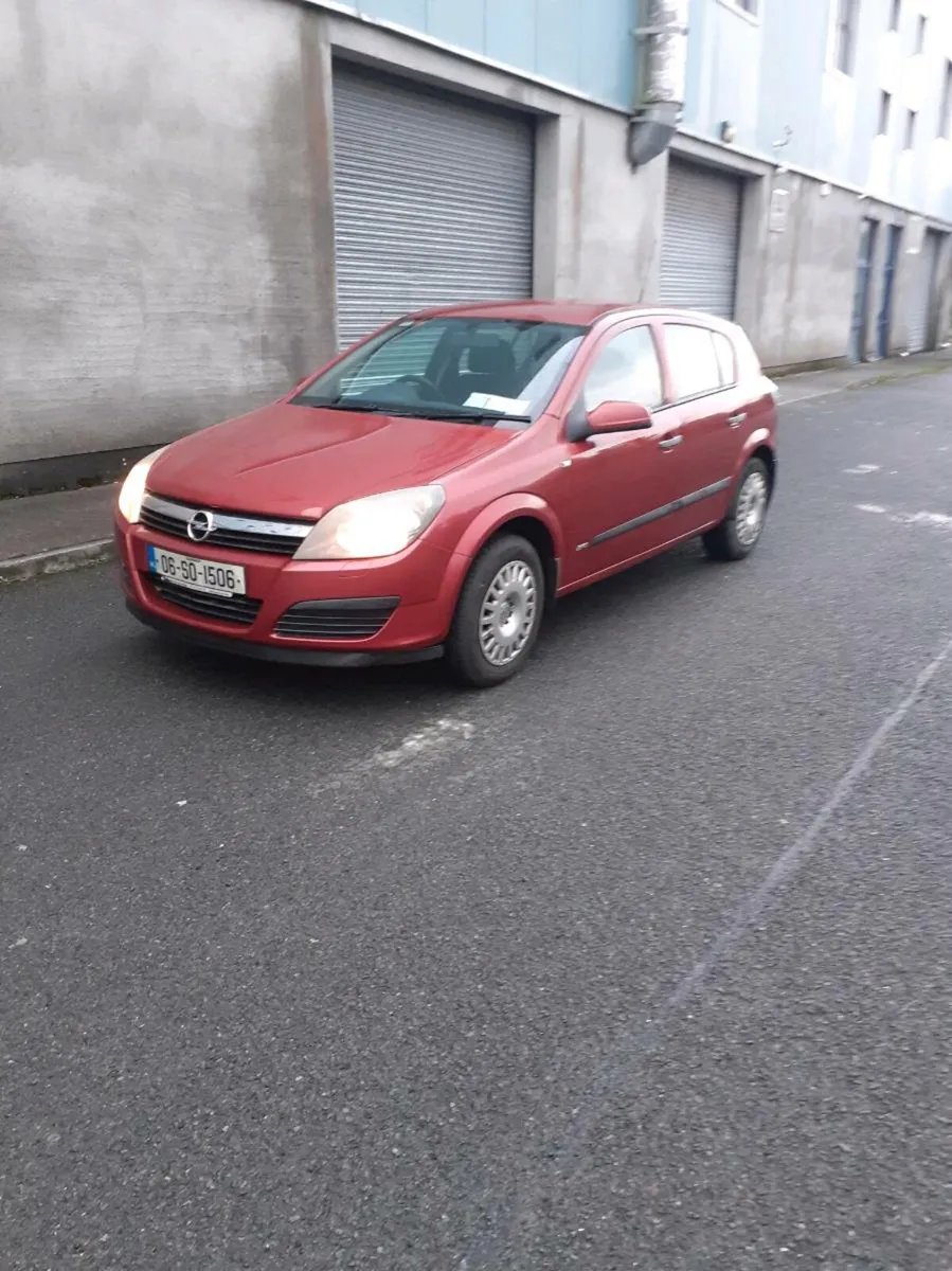 Opel Astra NCT 3/26 TAX 8/25 - Image 3