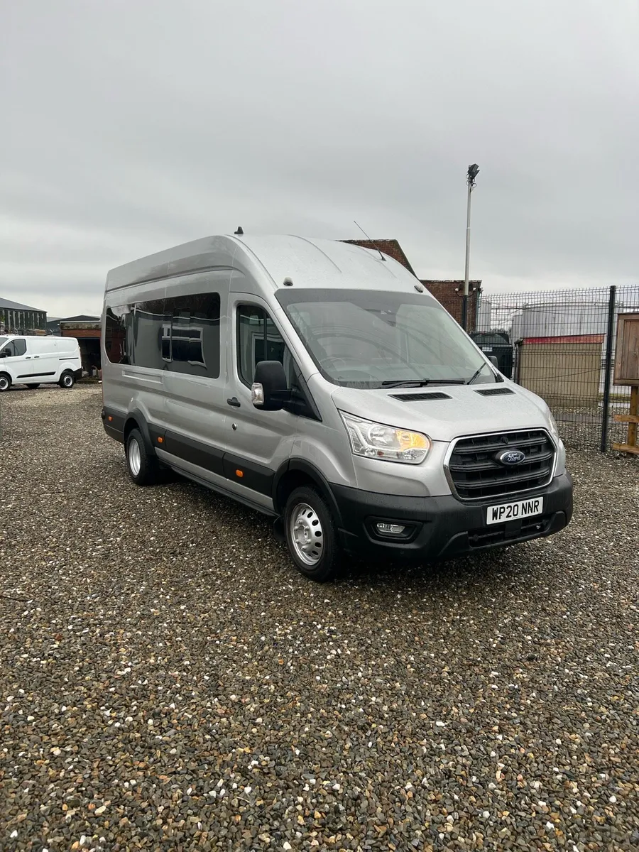 Ford transit minibus - Image 1