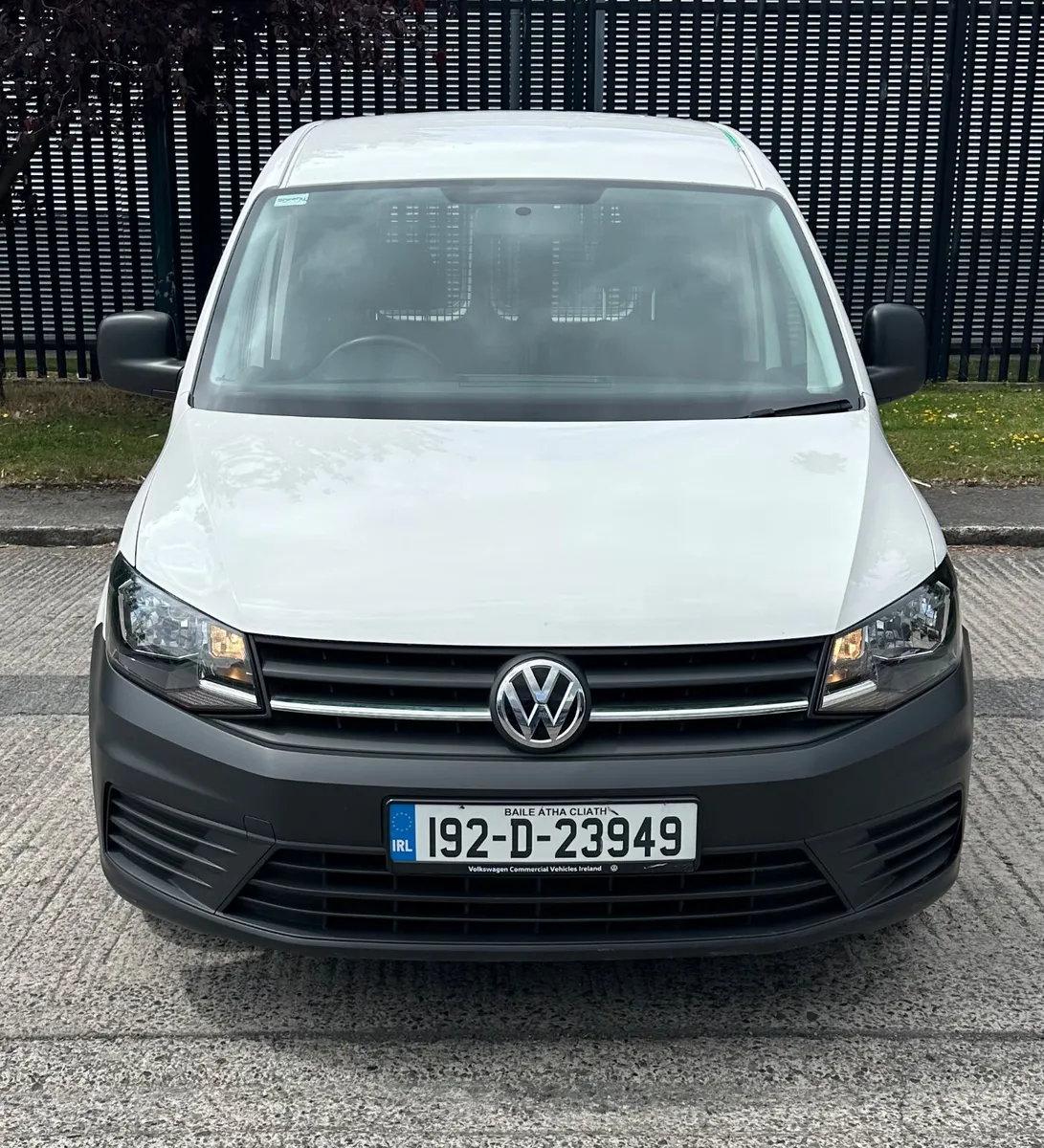 192 Volkswagen Caddy 102Bhp Maxi - Image 2