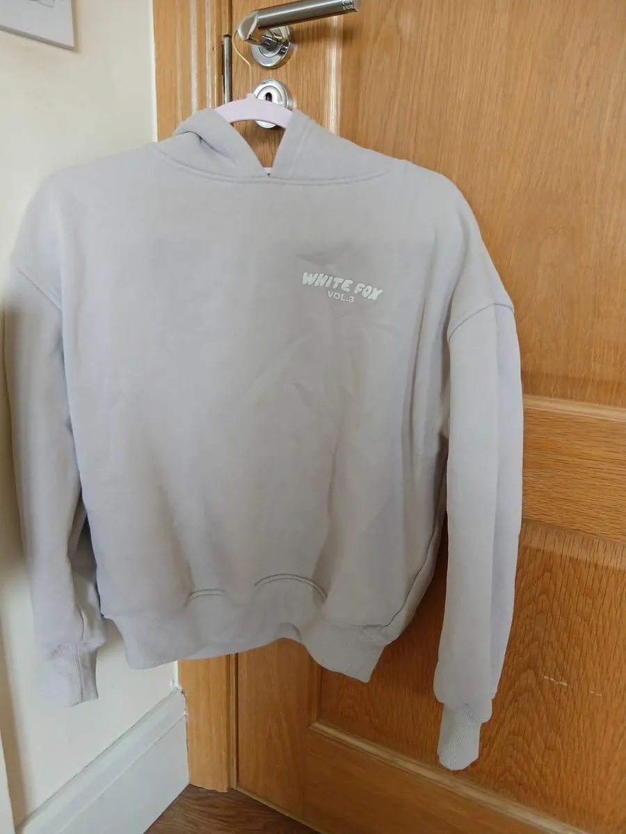 Moon White Fox Jumper - Image 1