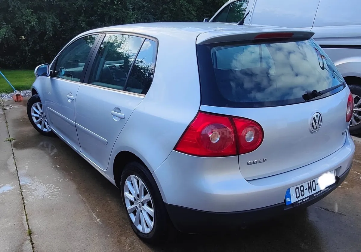 Volkswagen Golf 2008 - Image 1