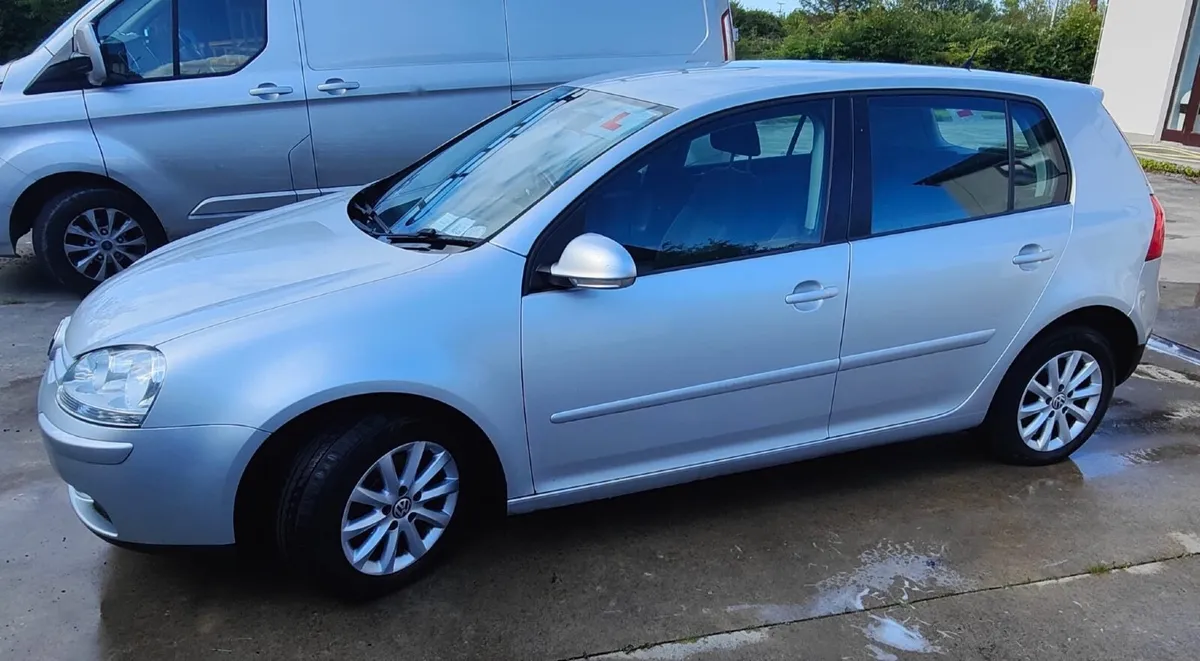 Volkswagen Golf 2008 - Image 2