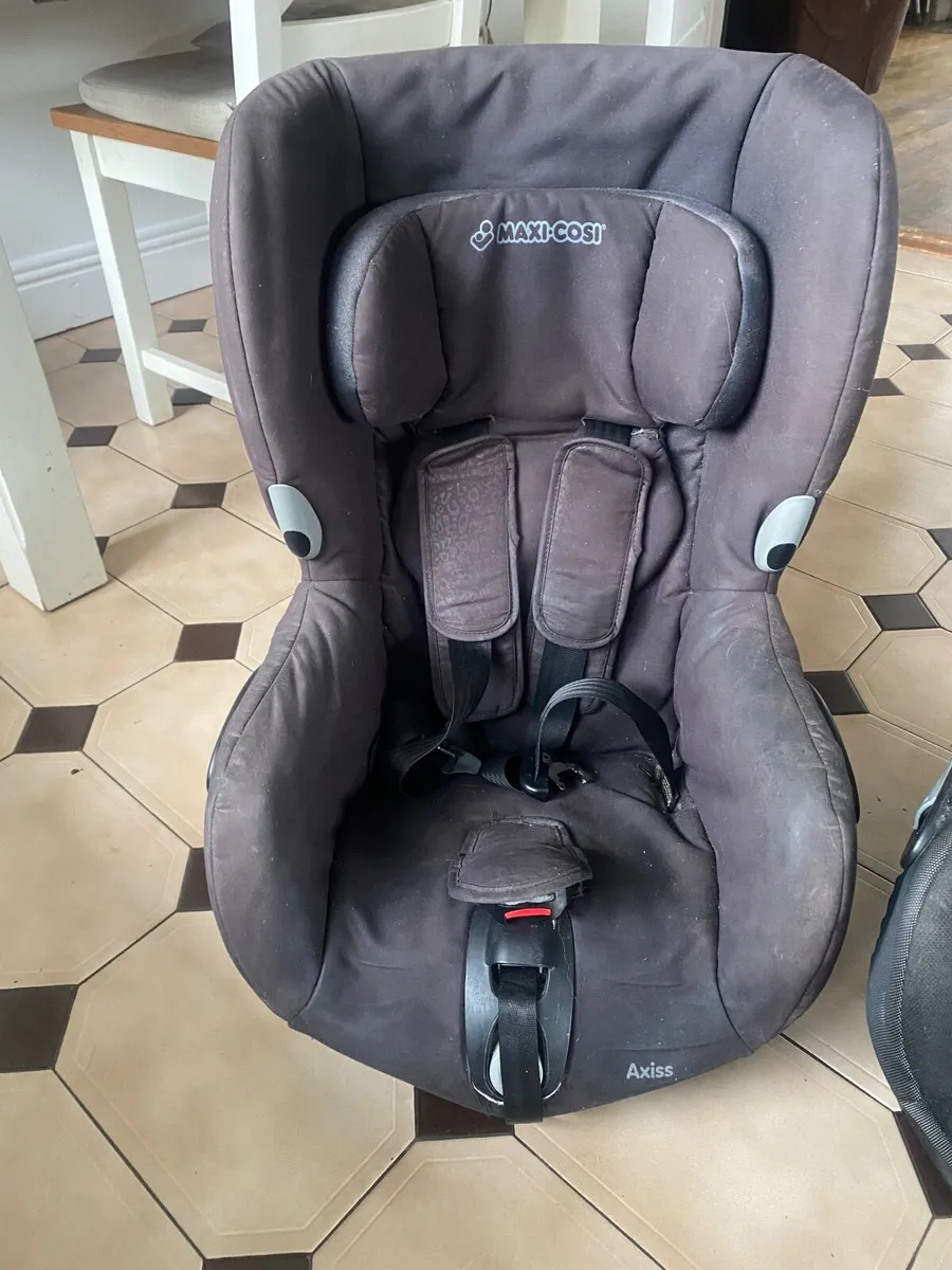 Maxi-cosi Axis car seats - Image 2