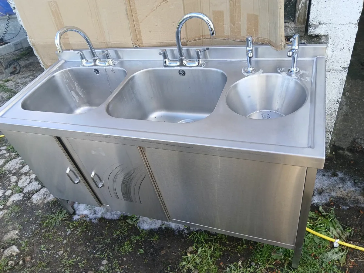 Stainless steel cabbinet ..../sink unit complete - Image 3