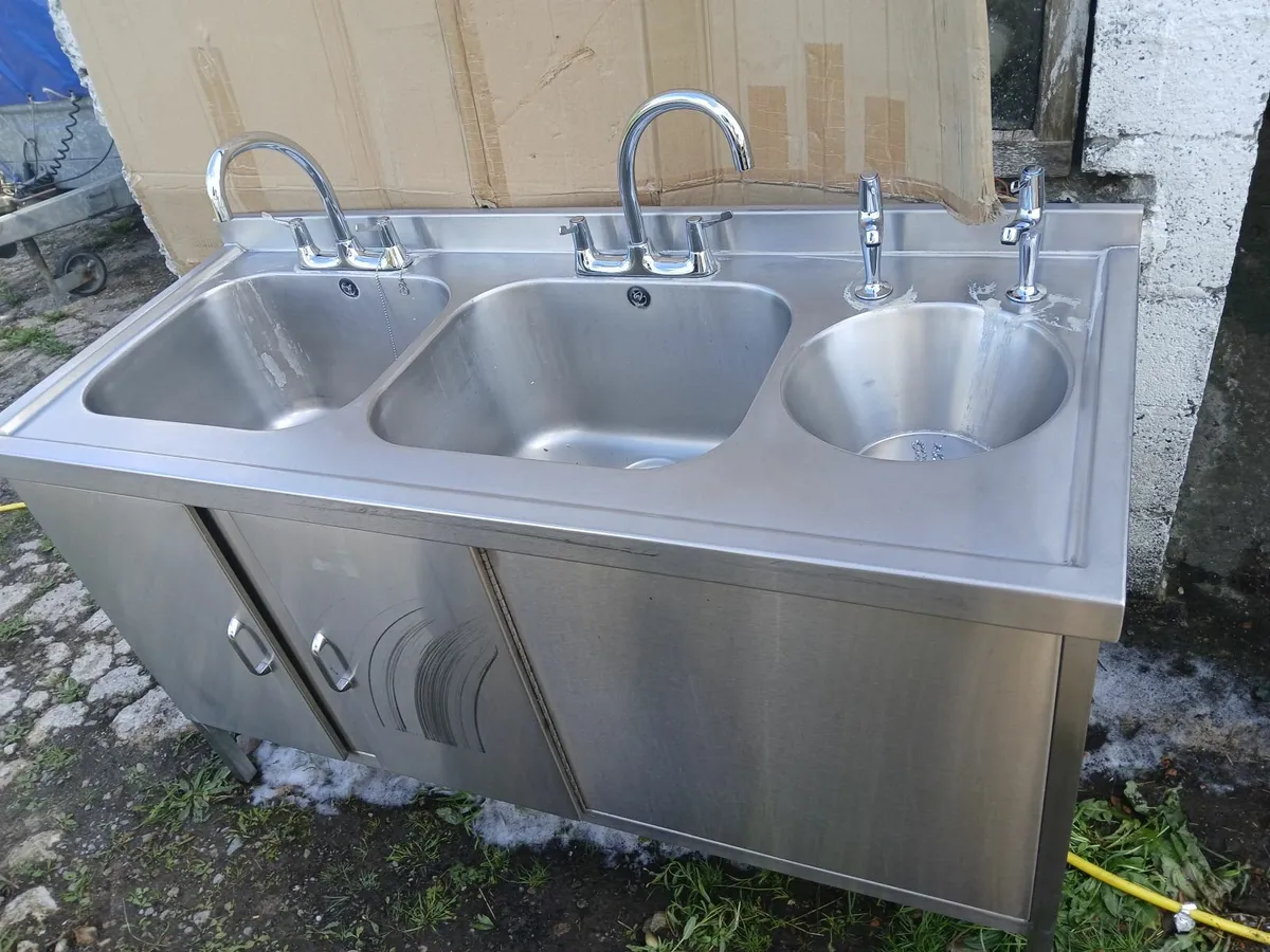 Stainless steel cabbinet ..../sink unit complete - Image 4