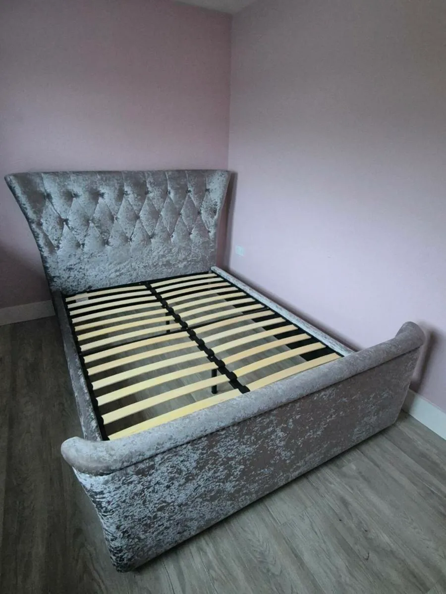 Double Bed - Image 2