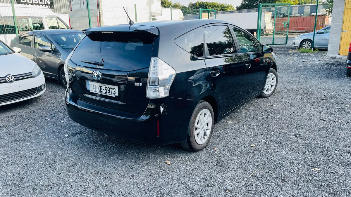 Toyota Alpha Hybrid | 7-Seater | Low Mileage - Image 4