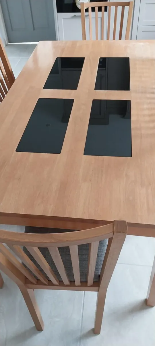 Kitchen and 6 chairs - Image 2