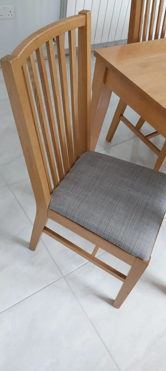 Kitchen and 6 chairs - Image 4