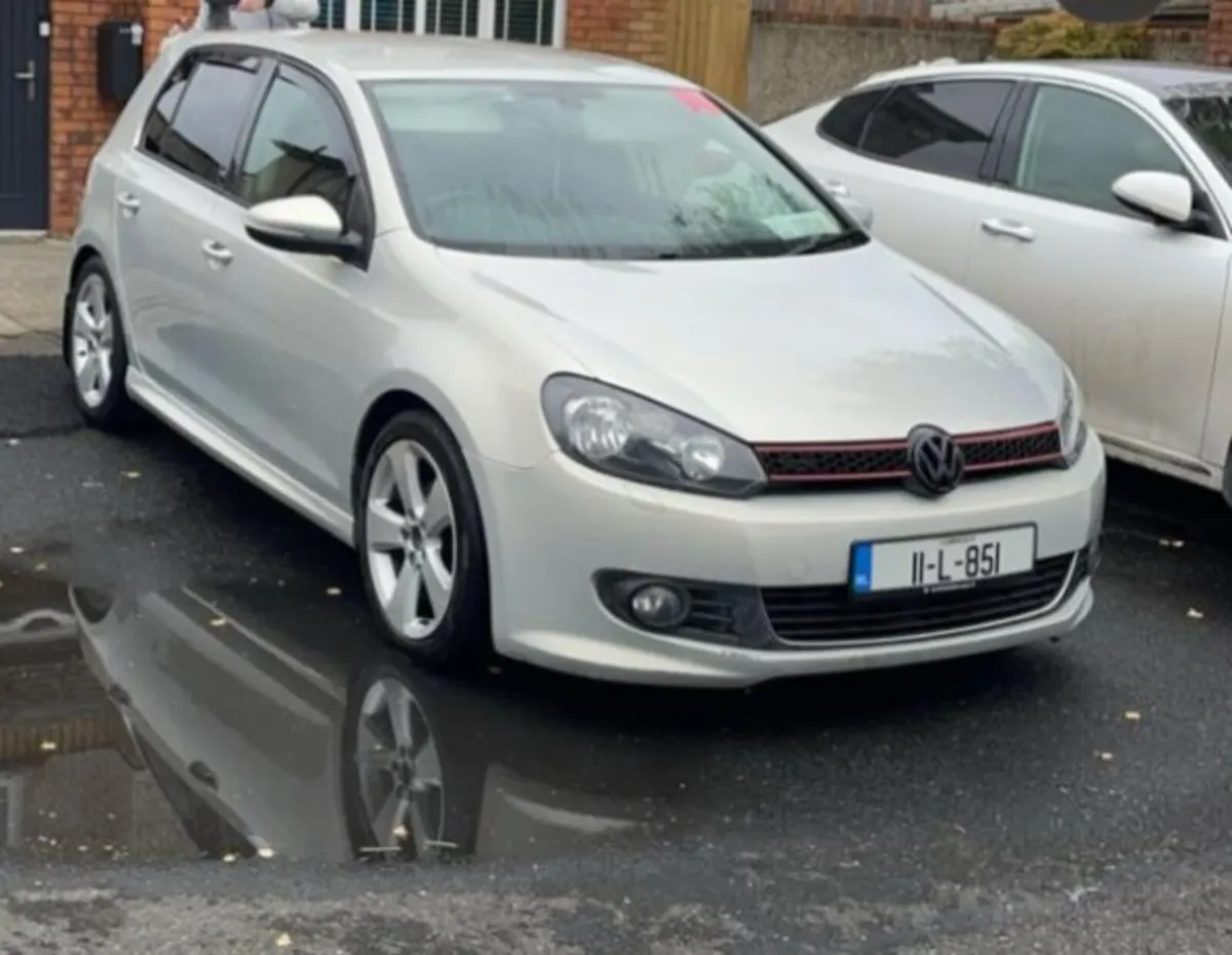Volkswagen Golf 2011 - Image 2
