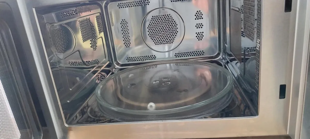 Delonghi microwave - Image 4