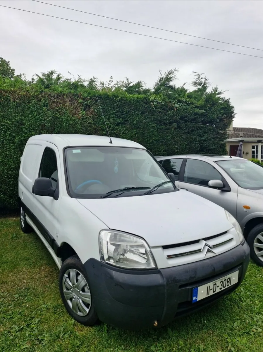 Almera 2005, Berlingo.2011 - Image 4