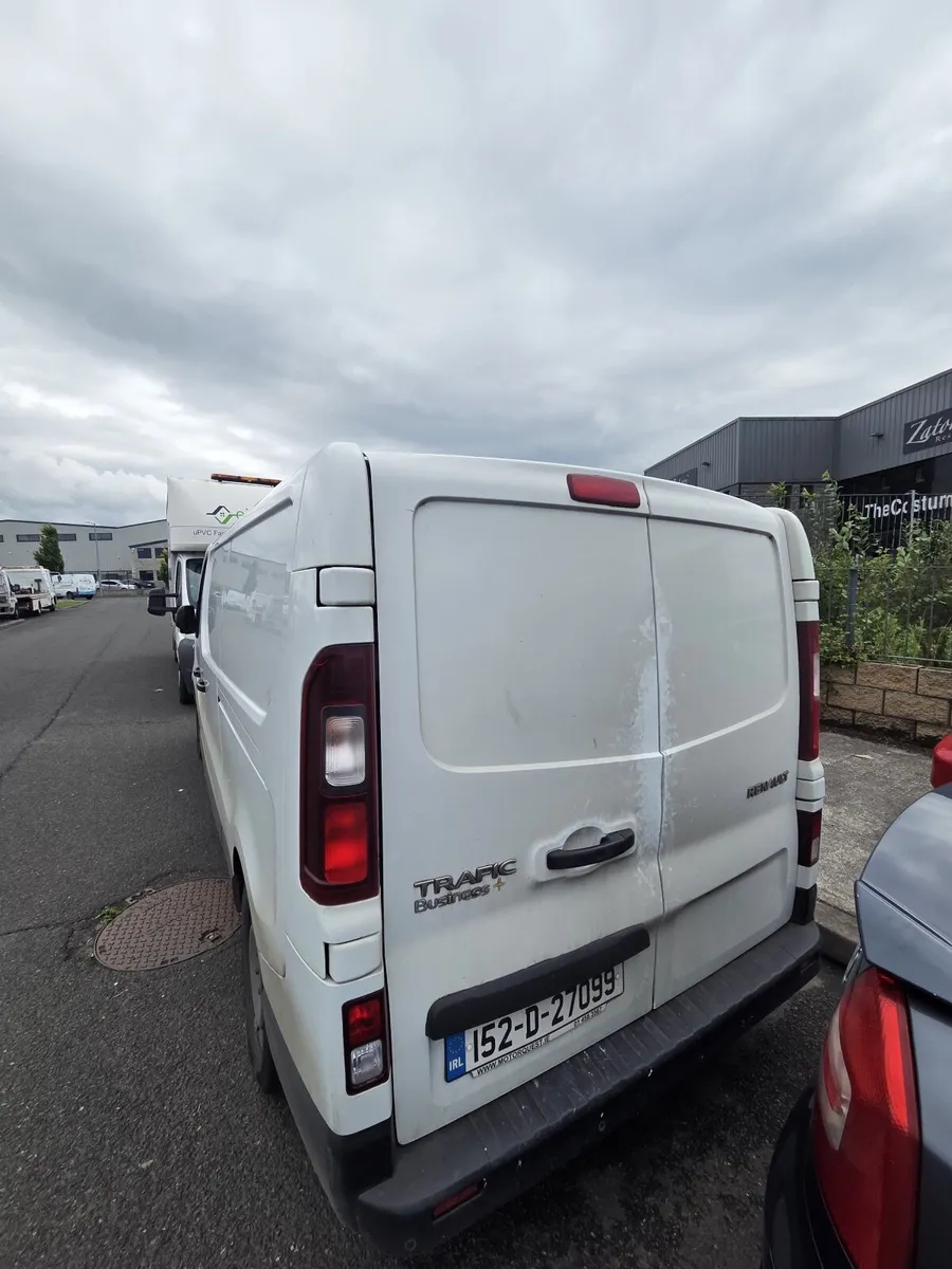 Renault Trafic 2015 (BREAKING) - Image 3