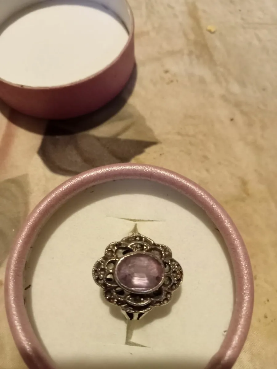 Beautiful vintage ring size M - Image 2