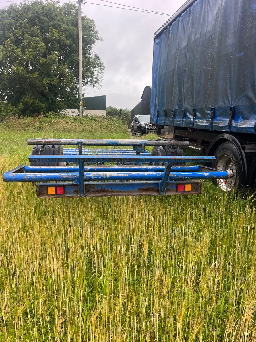 Bale trailer - Image 2