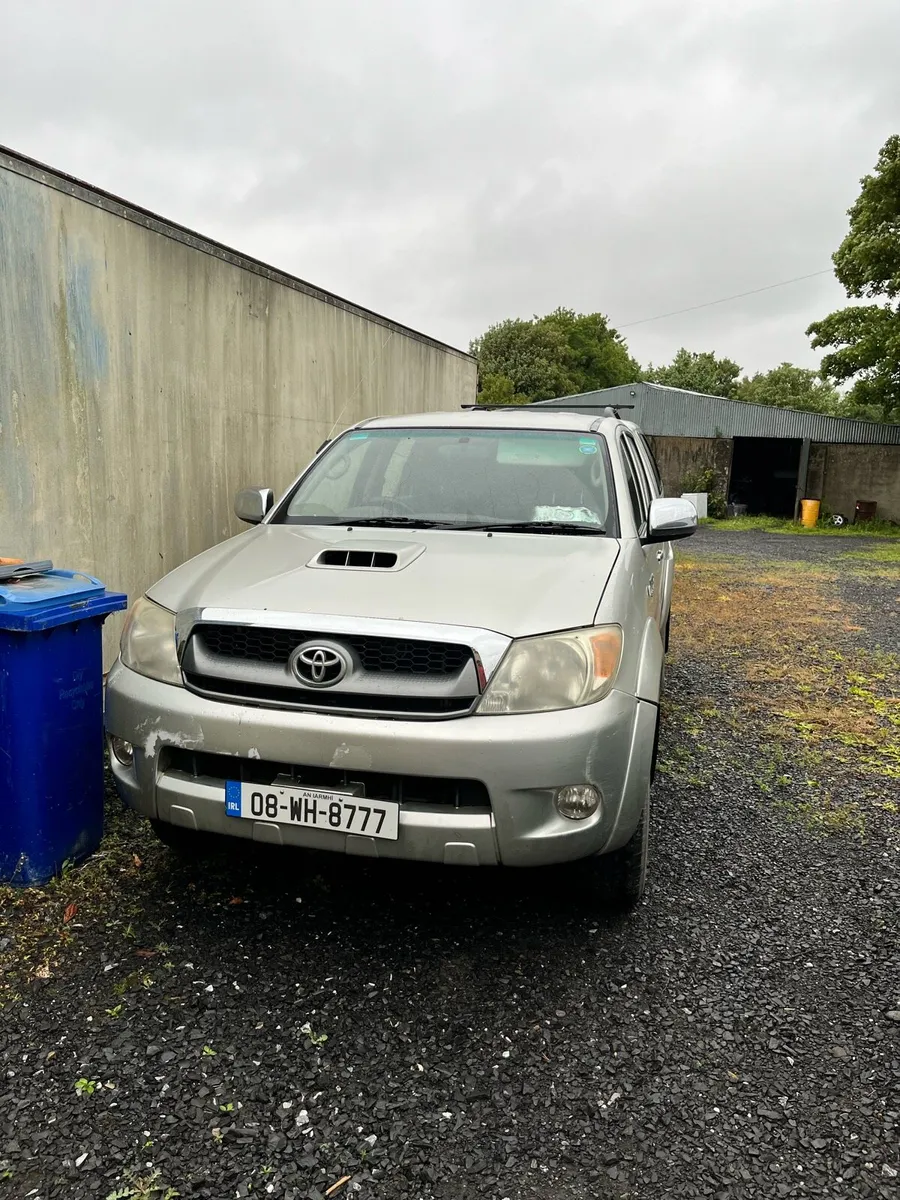 Toyota hilux - Image 4
