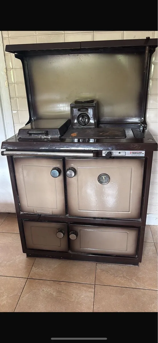 Stanley de luxe 90 solid fuel