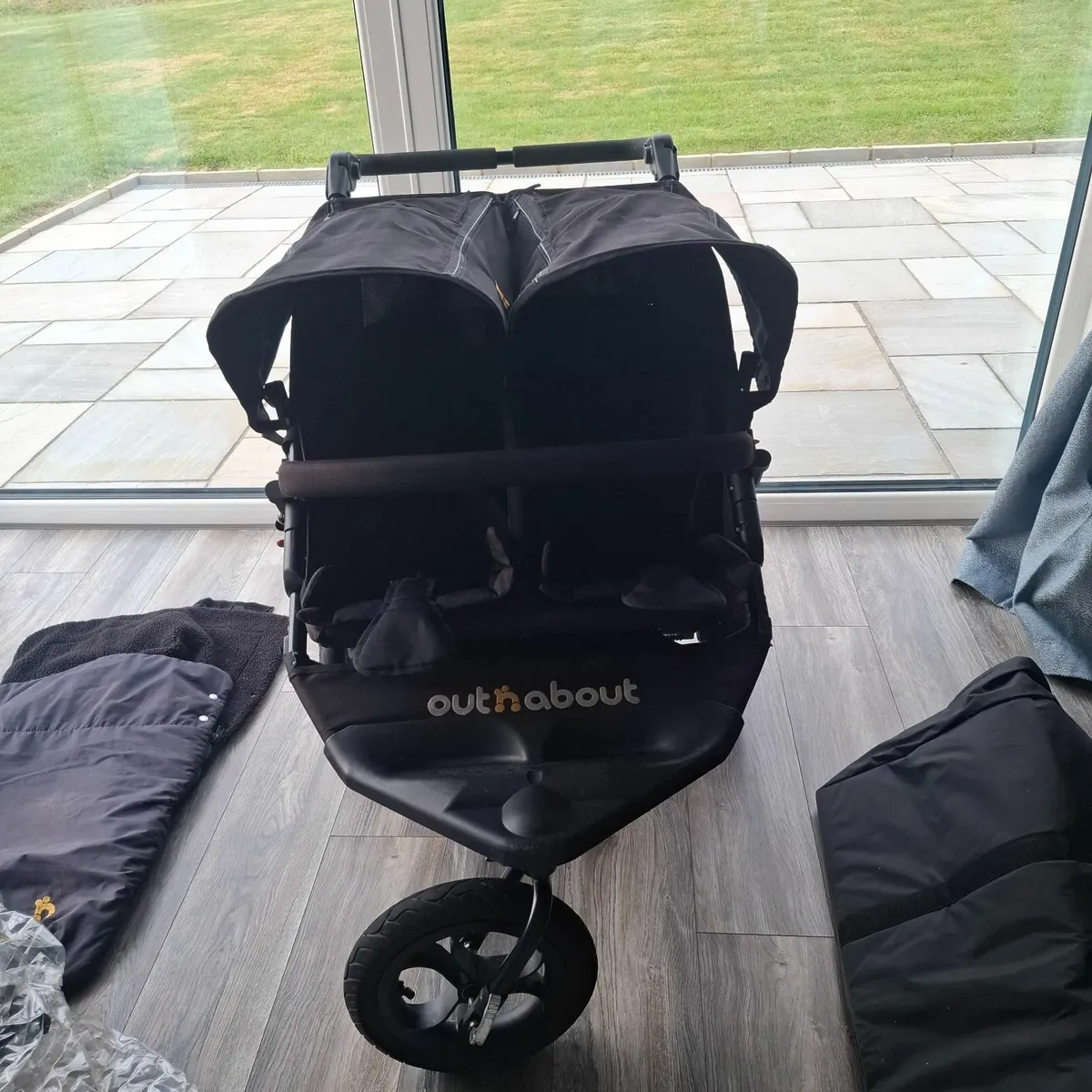 Out n about double buggy - Image 2