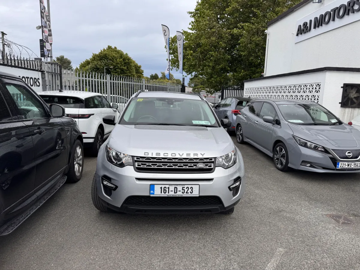 16 Land Rover Discovery Sport 7 Seats - Image 3