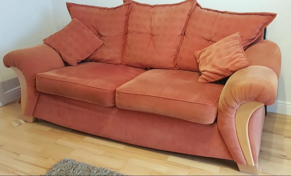 Sofa: 3+1+1 Suite of furniture for sale - Image 1