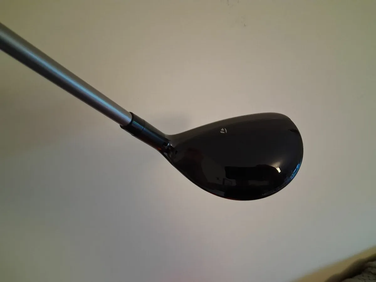 Taylormade qi10 max hybrid - Image 3
