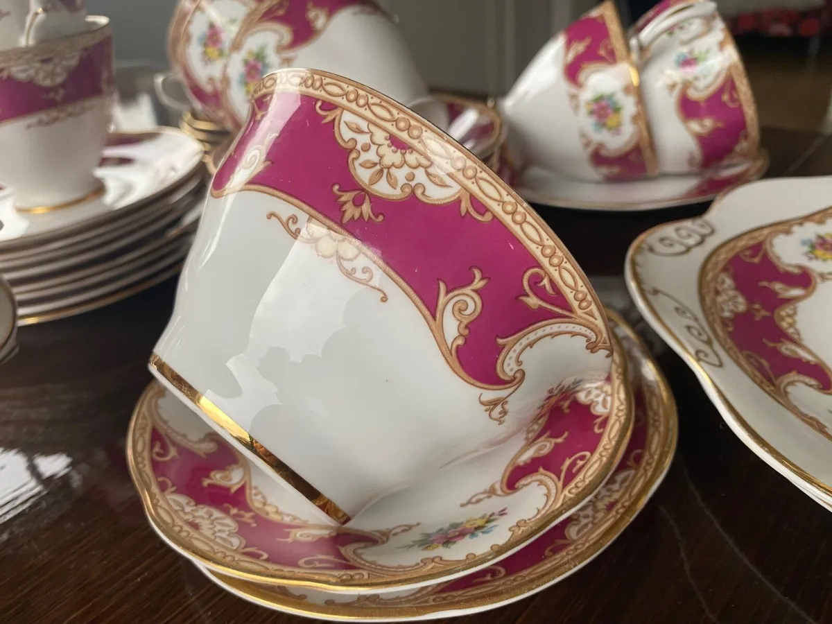 Beautiful pink and gold bone china  tea set - Image 1