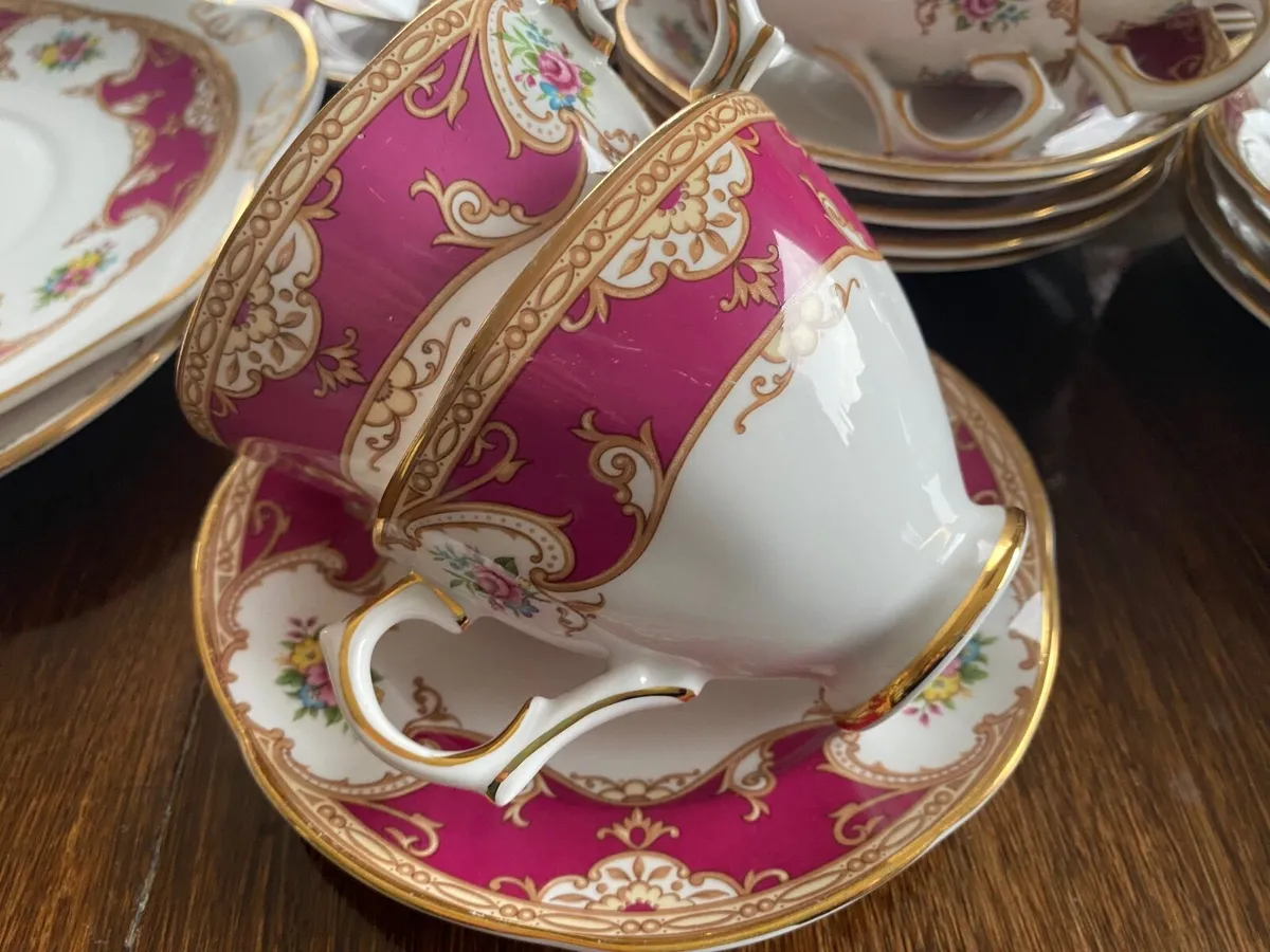 Beautiful pink and gold bone china  tea set - Image 3