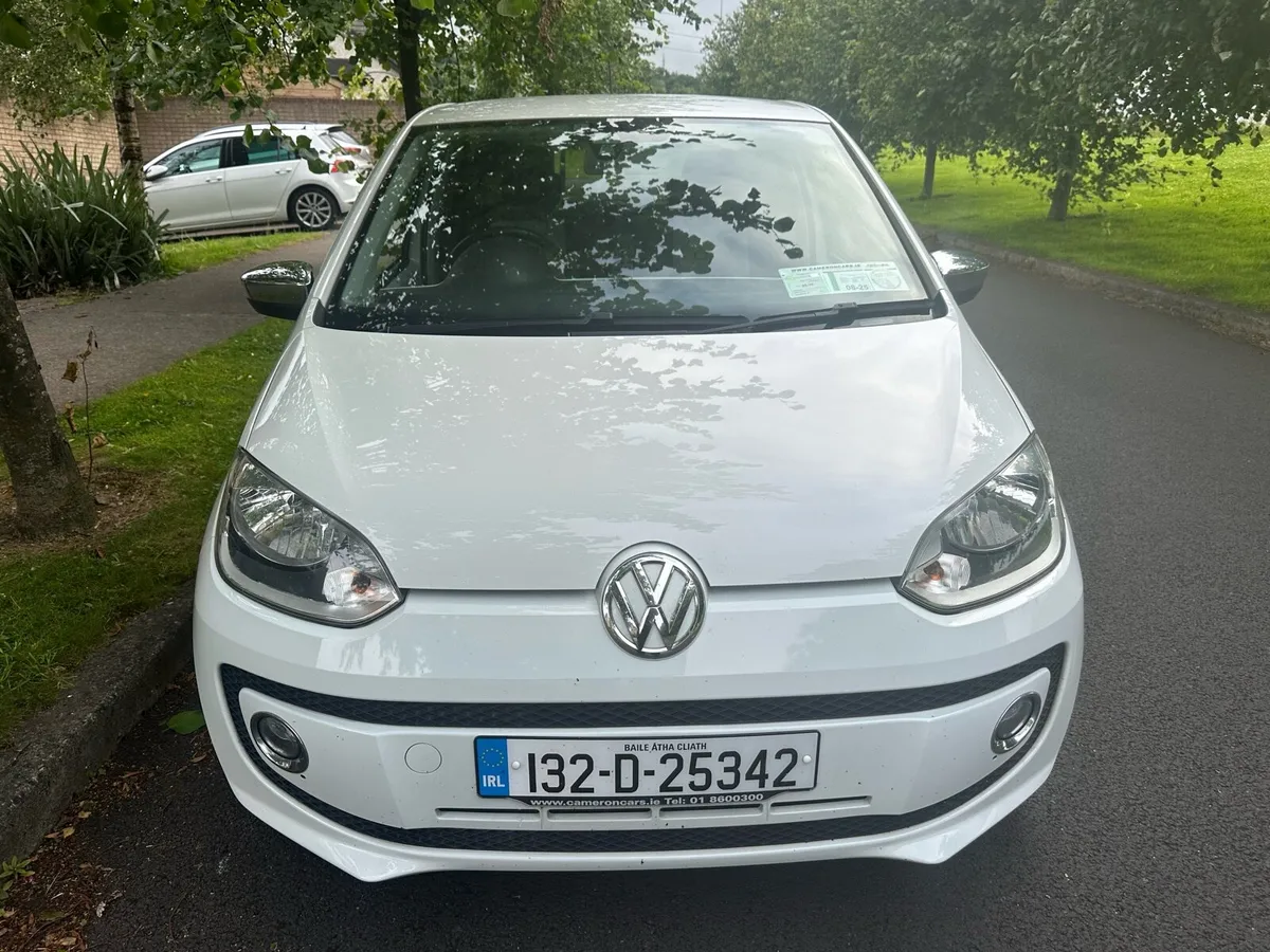 132 Vw Up 1.0 / Automatic Top spec - Image 3