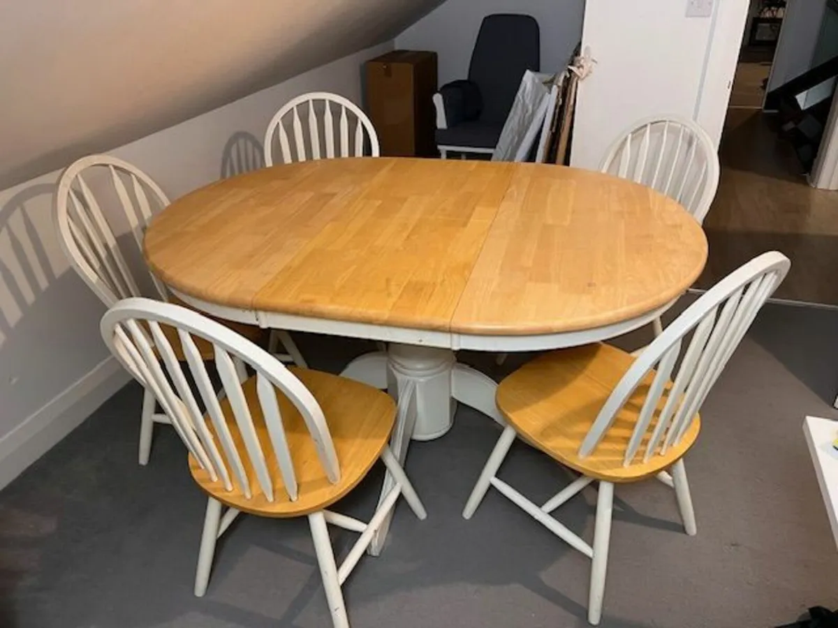 Extendable Table & Chairs FREE if collect Sat 5th - Image 1