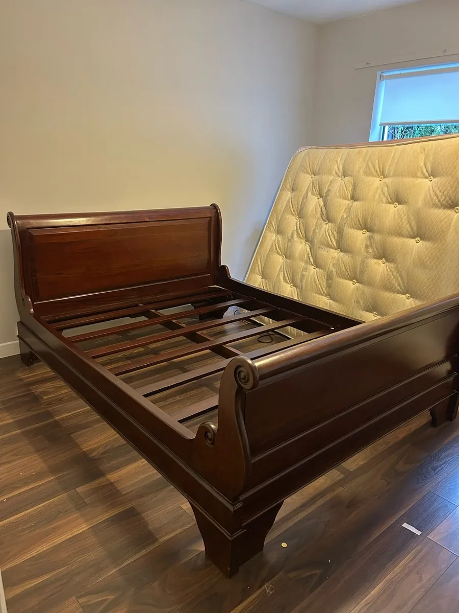 Mahogany King Size Sleigh Bed - Image 2