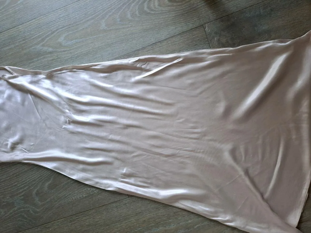 Satin maxi champagne dress M - Image 2