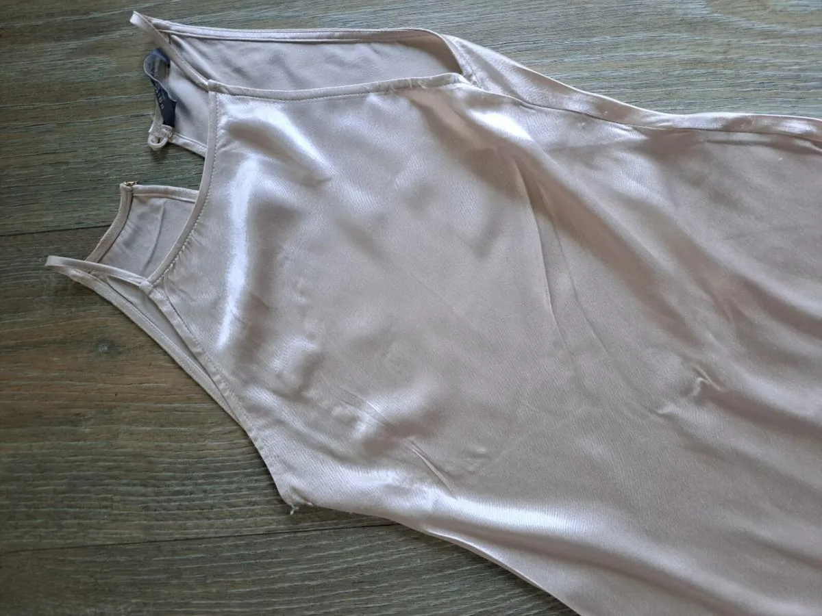 Satin maxi champagne dress M - Image 3