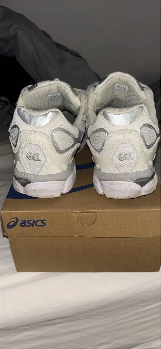 ASICS Gel NYC white grey cream - Image 4