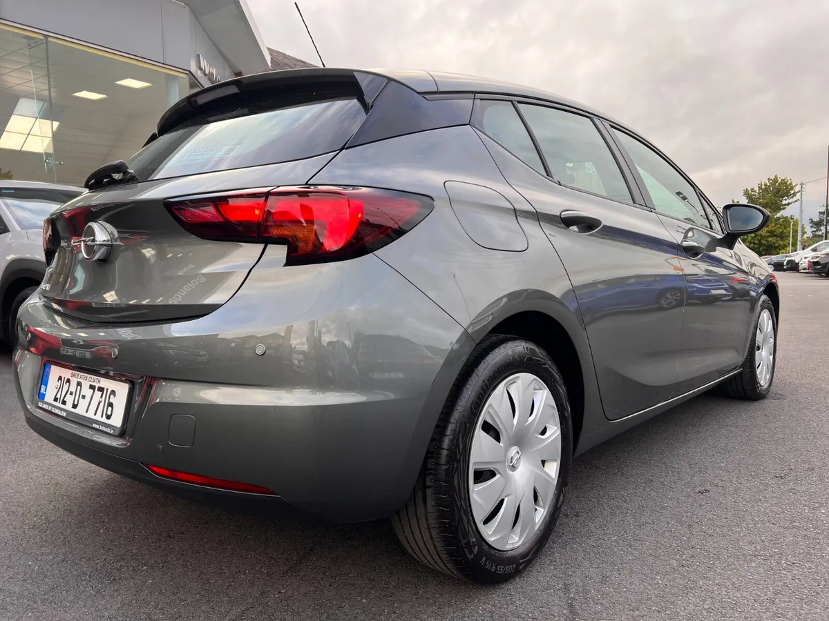 Low Kms Superb Value 2021 DIESEL Opel Astra - Image 2