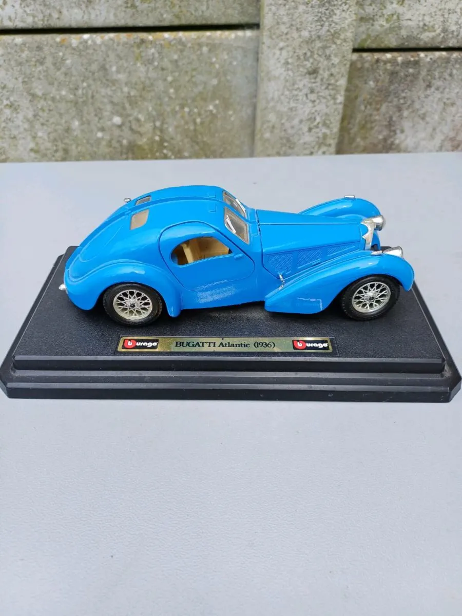 Vintage Bugatti Model Car - Image 1