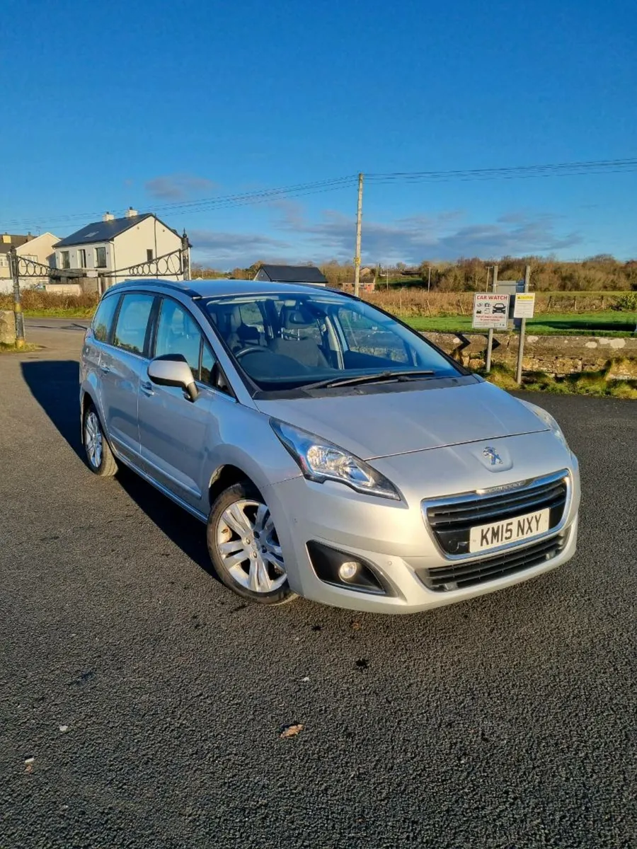 Peugeot 5008 2.0 - Image 1