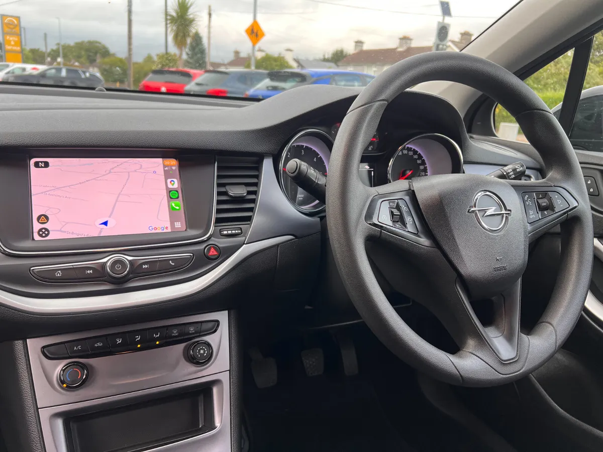 Low Kms Superb Value 2021 DIESEL Opel Astra - Image 3