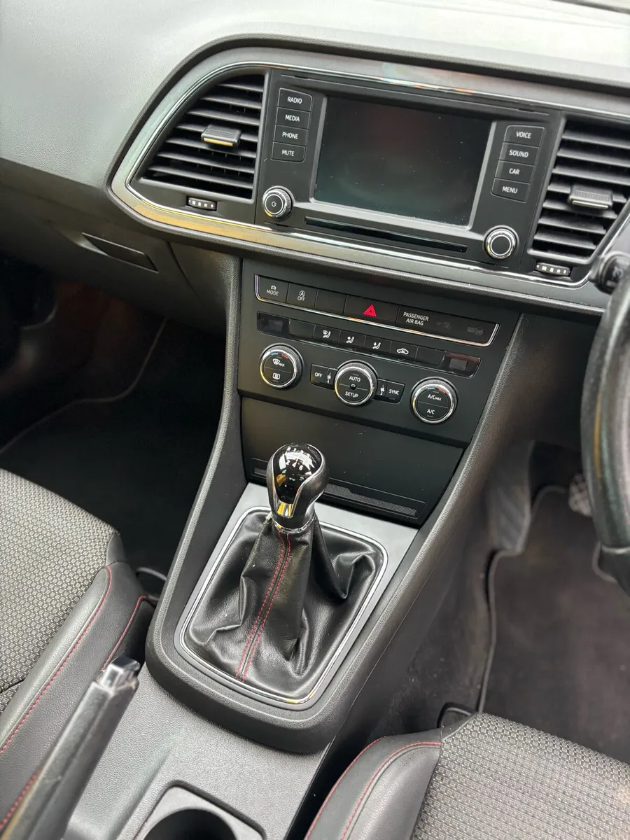Seat Leon FR 2.0 - Image 2