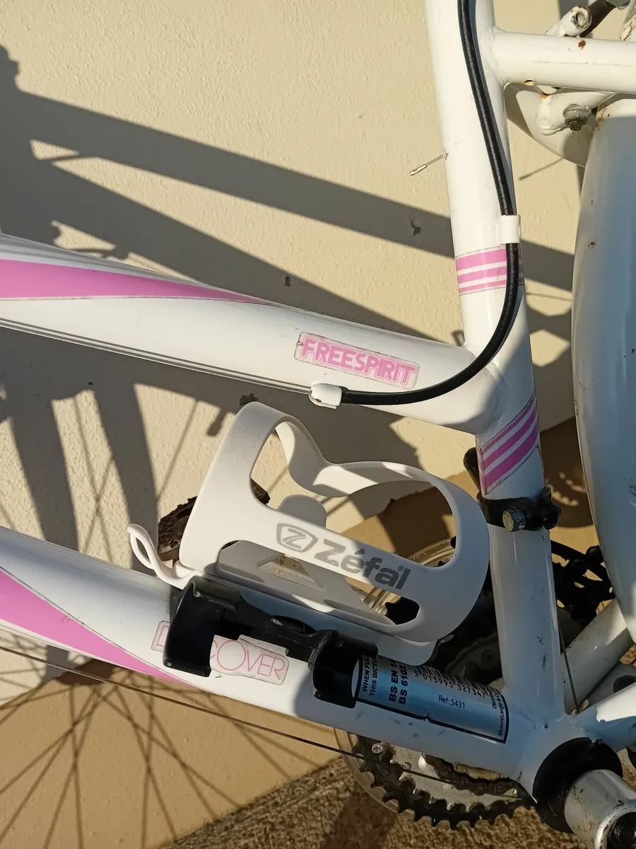 Ladies bike - Image 2