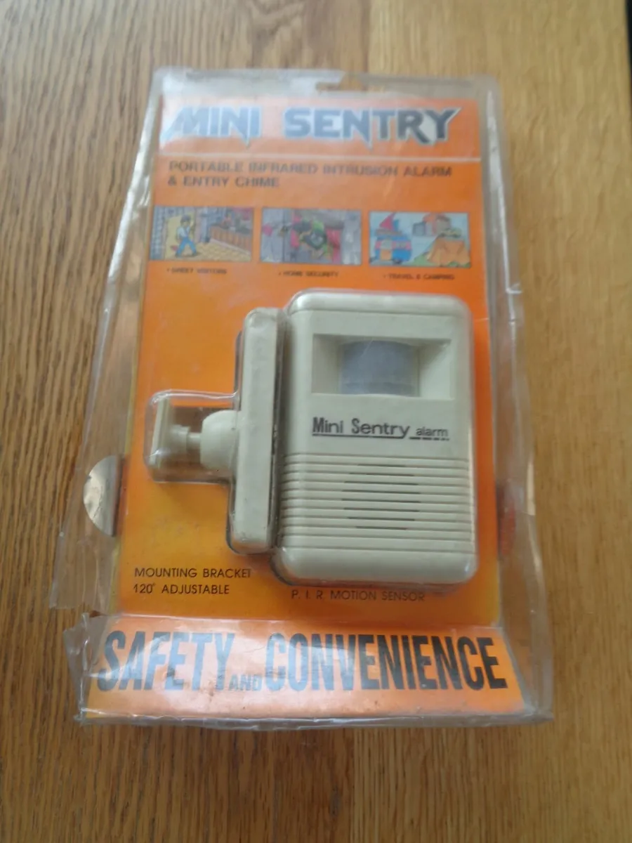 Portable Infrared Intrusion Alarm & Entry Chime - Image 1