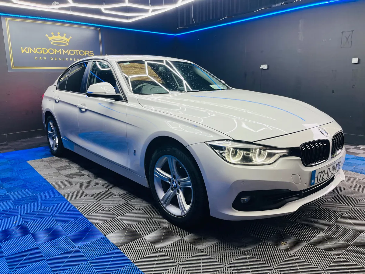BMW 330 petrol-hybrid,Automatic,Nct 06/27 - Image 2
