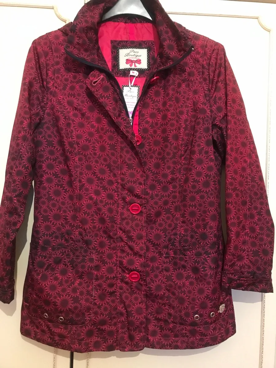 3 Nice Lightweight Jackets .Size Med . €20 - Image 4