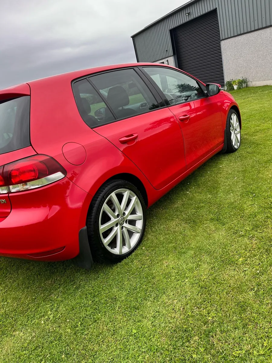 2011 Volkswagen Golf 2.0Tdi GT 140 - Image 2