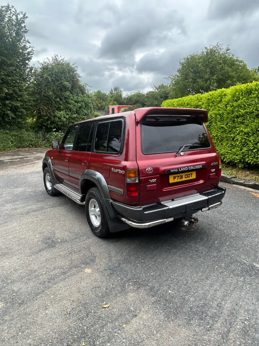 Toyota Land Cruiser - Image 3