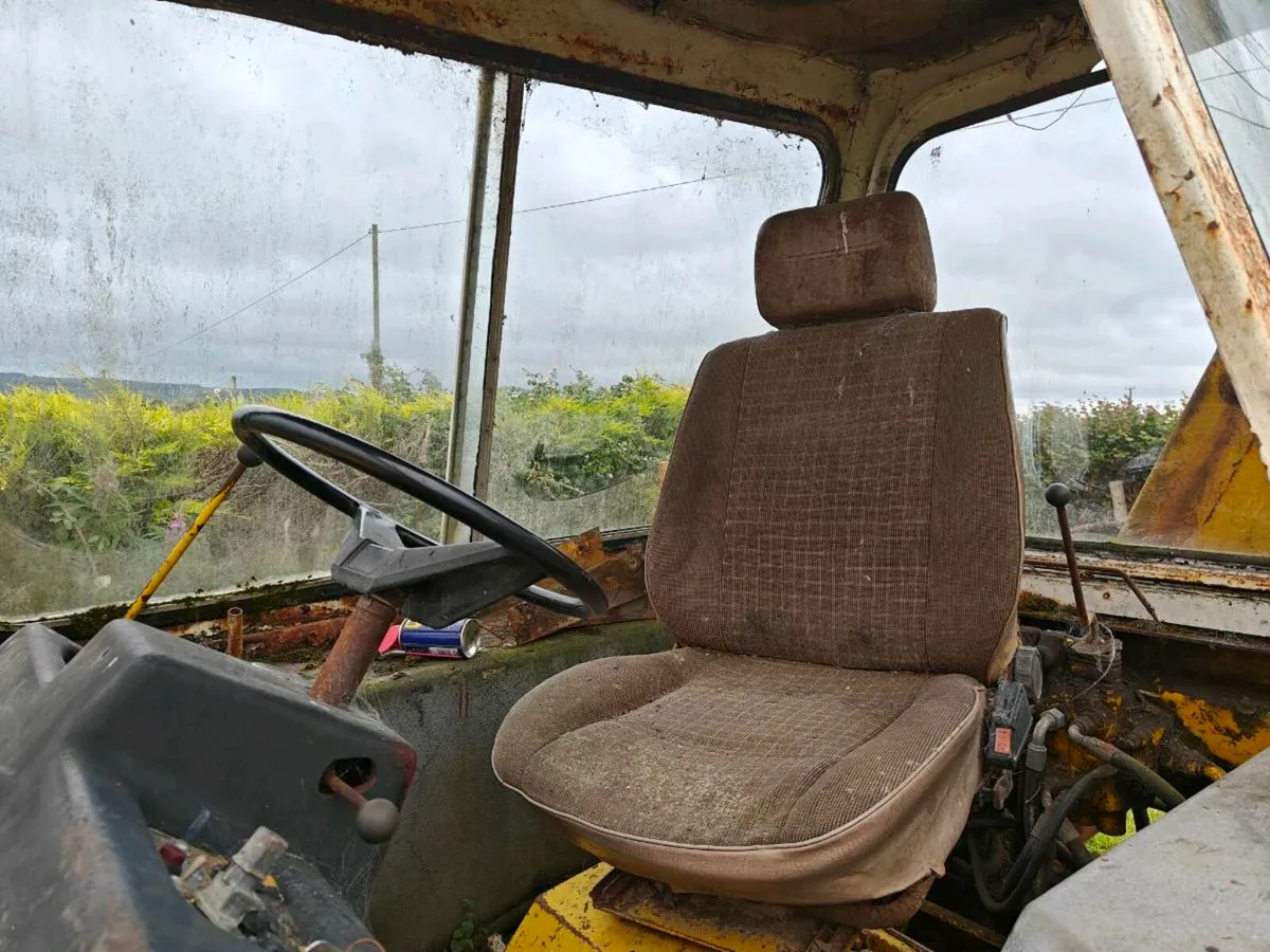 JCB 3C3 Digger - Image 4