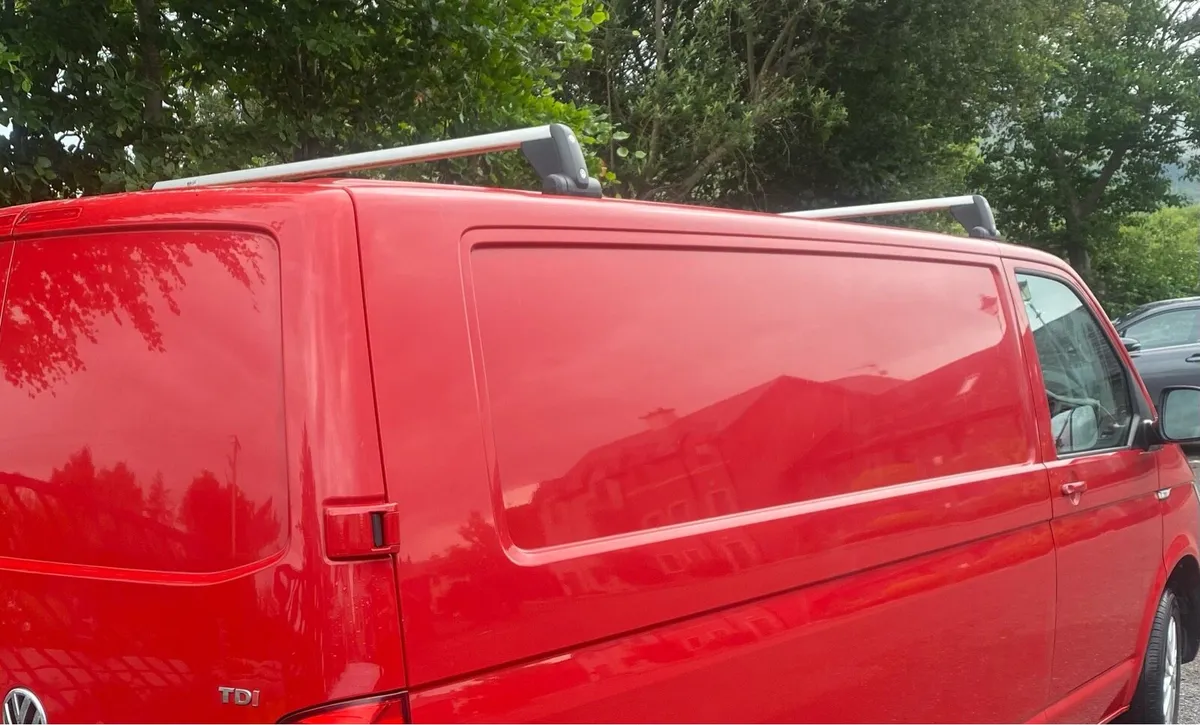 VW T6 GENUINE Roof Bars - Image 4