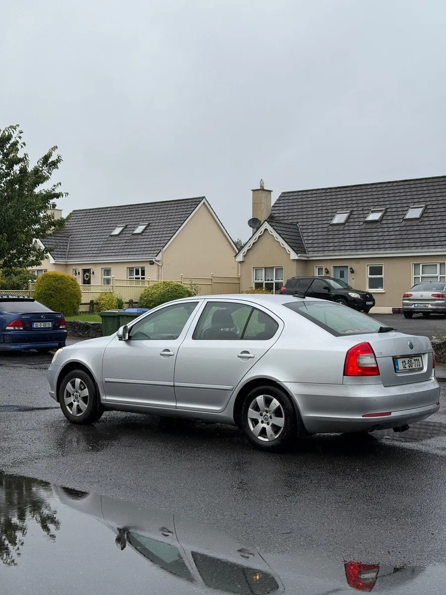 Mint Skoda Octavia Fresh NCT & Taxed - Image 4