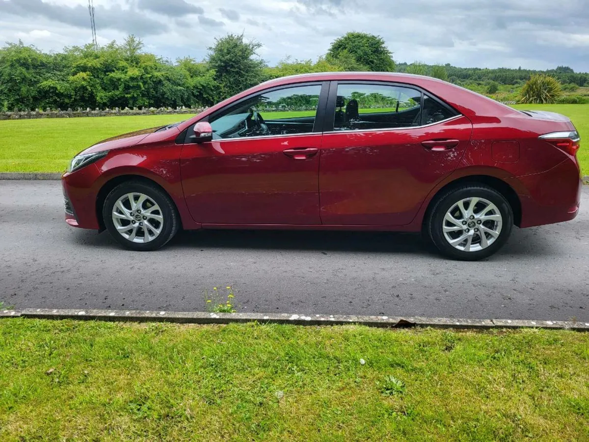 Toyota corolla 1.3 petrol . LUNA SPORT - Image 3